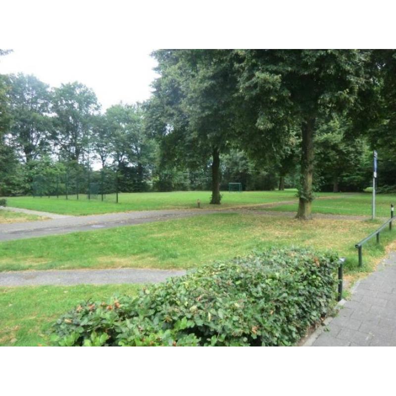 Ruime tussenwoning de Meesterstraat 3 te Oss