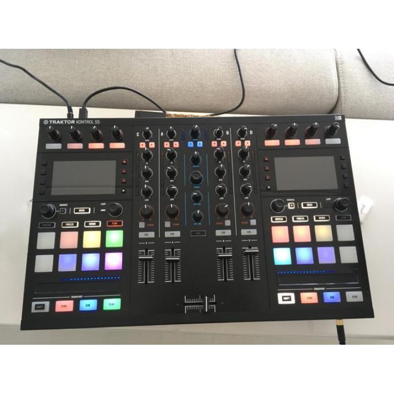 DJ set TRAKTOR Kontrol S5