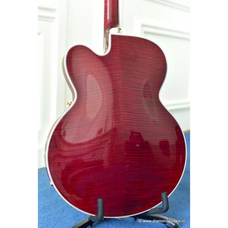 Gibson Byrdland Custom Crimson Edition (2015)
