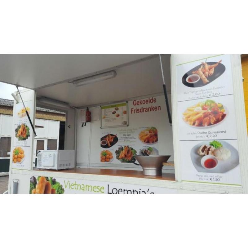 loempia / curryworst / patat / snack verkoopwagen
