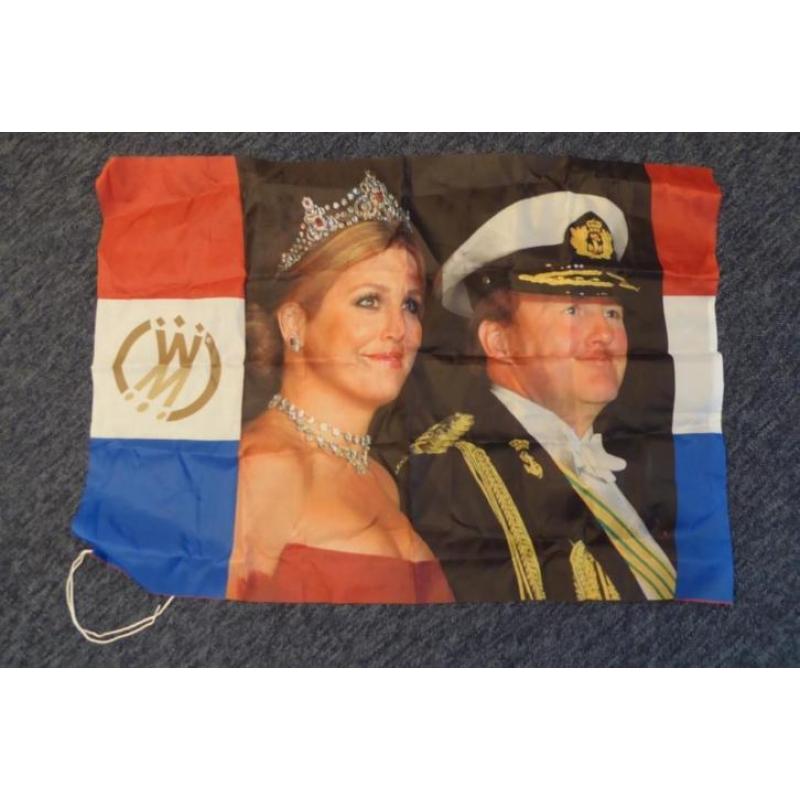 Nederlands koningshuis. Vlag Willem-Alexander en Maxima