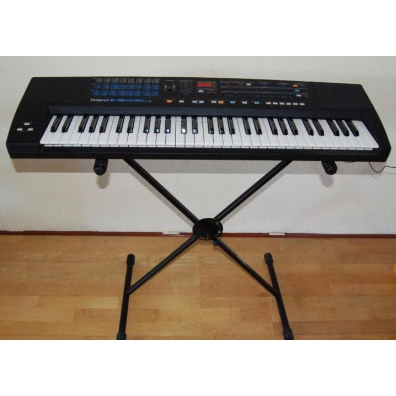 Roland E-15 synthesizer