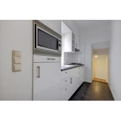 Schitterend gerenoveerd 3-kamer appartment te huur!!