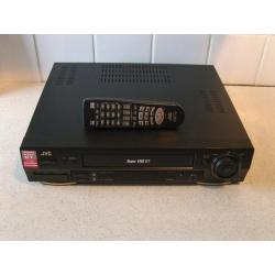 JVC HR-S6711EU S-VHS Videorecorder