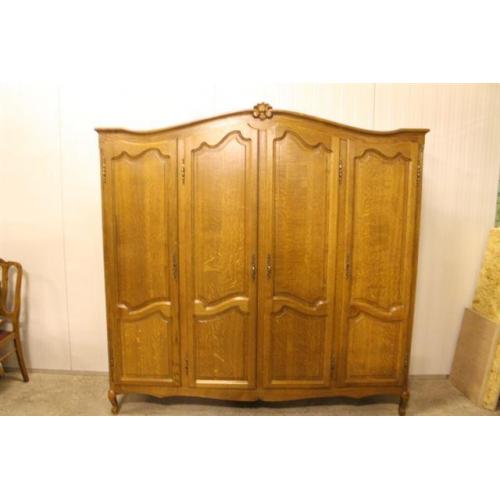 1894-Brocante, Barok, Queen Ann/Anne kledingkast om te rest