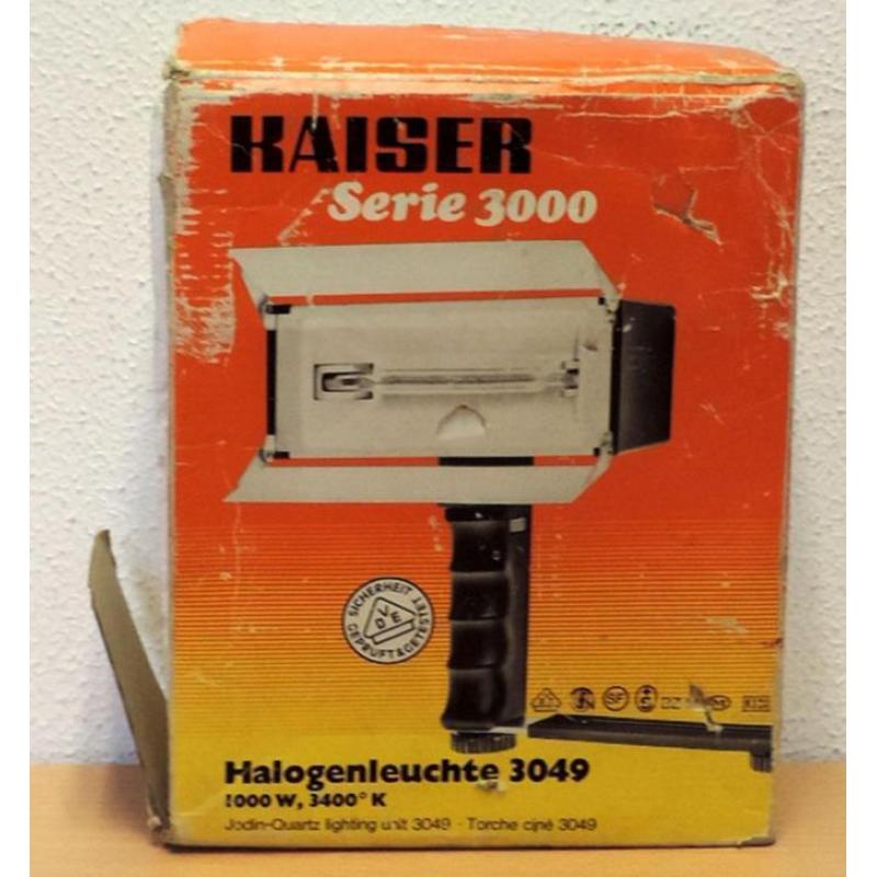 3859. Kaiser filmlamp type 3049.