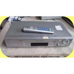 9509| Sony VHS recorder + AB - SLV-SE820 bieden . . .