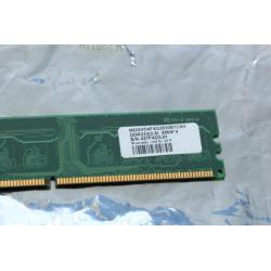 1 x DDR333 256 MB