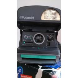 polaroid 600