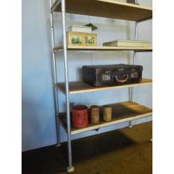 Industriële stellingkast / wandrek