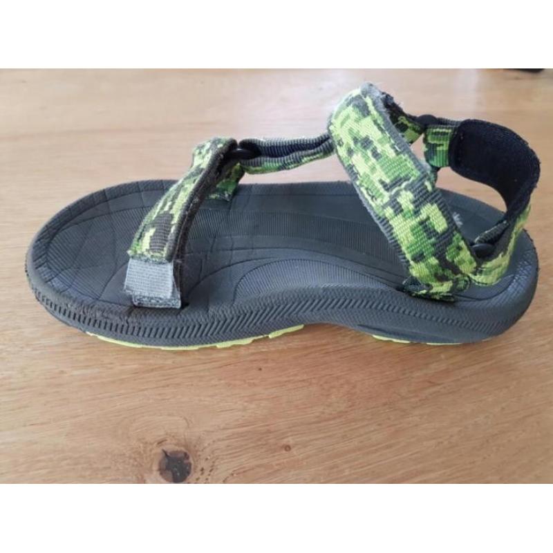 Prachtige Teva's sandalen waterschoenen 29 - 30
