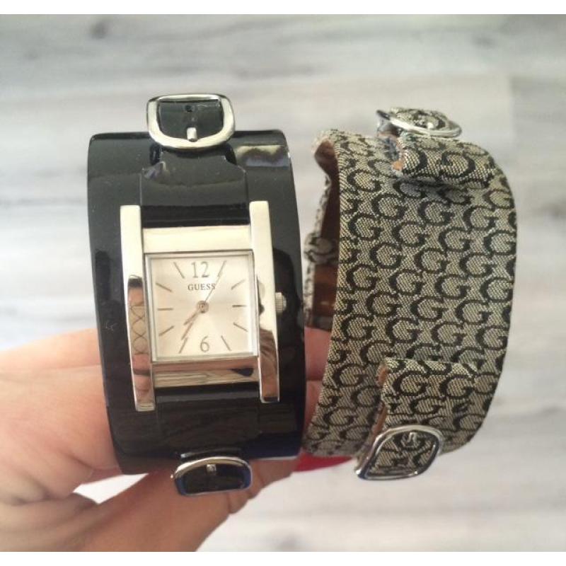 Horloge Guess dames grijs logo en zwart met 1 extra bandje!