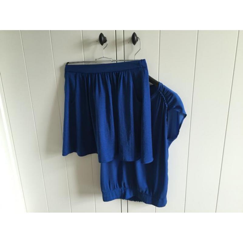 Blauwe zijden rok, m 36, in combinatie met blouse als jurk