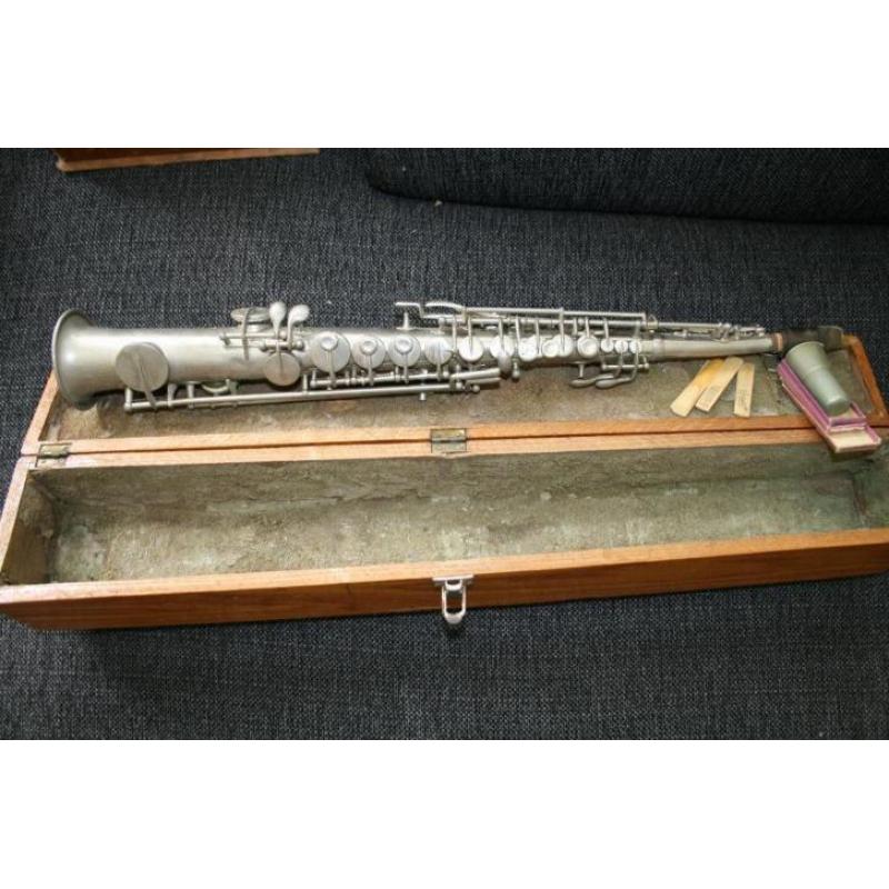 Oude klarinet uit Frankrijk