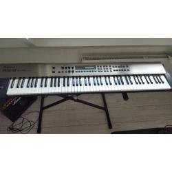 Synthesizer,piano, digitale piano