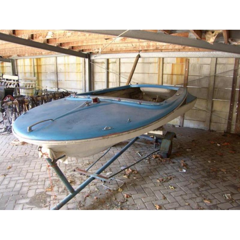 American ski boat met trailer opknapper