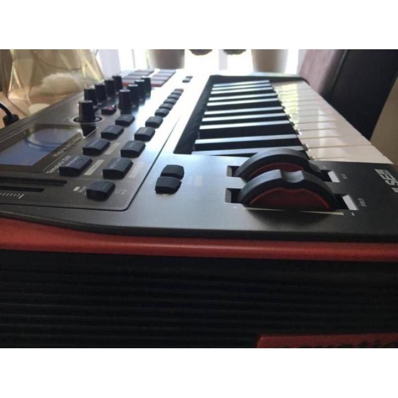 Novation Impulse 25 MIDI Keyboard