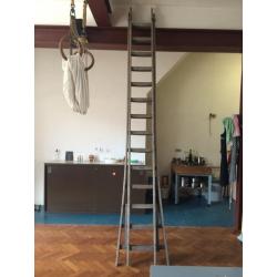 houten uitschuifbare ladder, ruim 7 meter