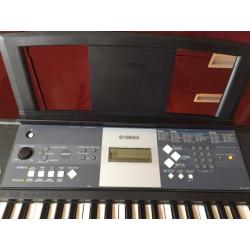 Yamaha keyboard YPT-230