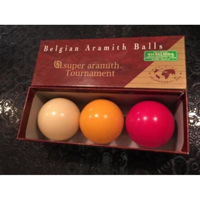 1 doosjes biljartballen- Belgian Aramith Balls in verpakking