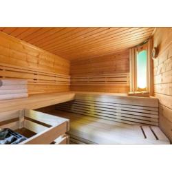 Gebruikte Finse sauna 6 pers met buitendouche.