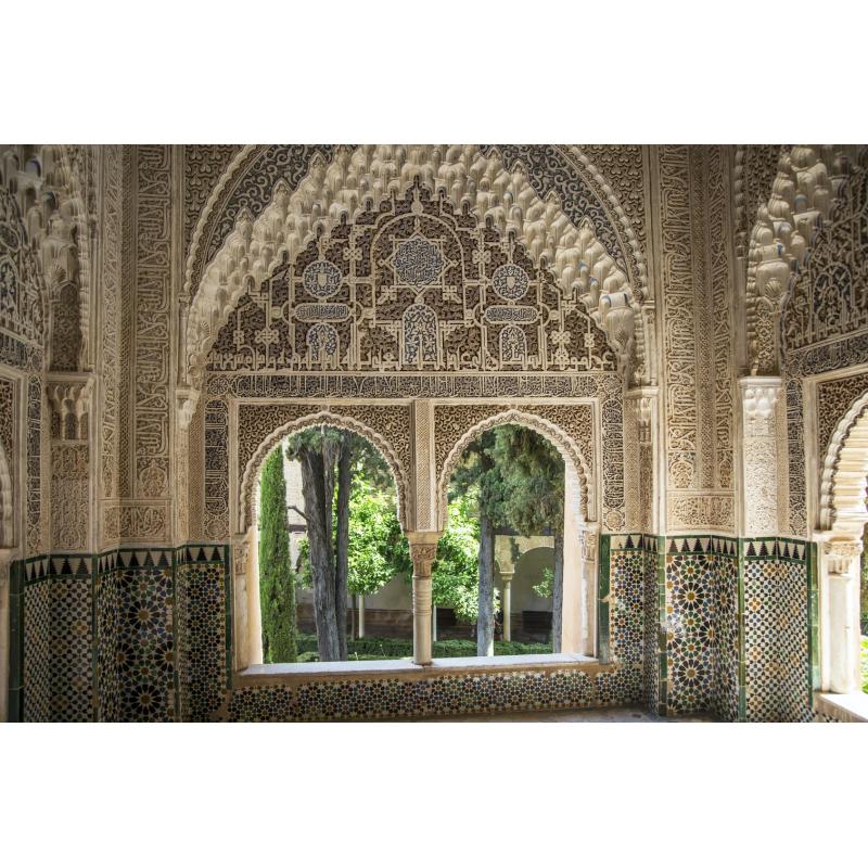 Alhambra tickets and guided tour from Seville