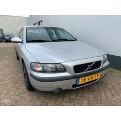 Volvo S60 2.4 - Automaat