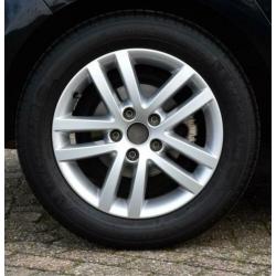 Volkswagen Golf 1.4 TSI Highline / alcantara / stoelverwarmi