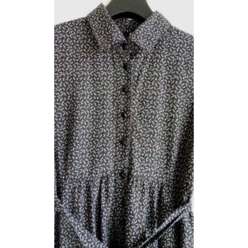 DIVIDED by H&M zwart millefleurs doorknoop jurkje wijd rok S