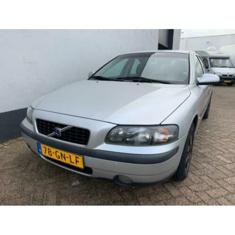 Volvo S60 2.4 - Automaat