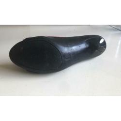 Guess pumps maat 36