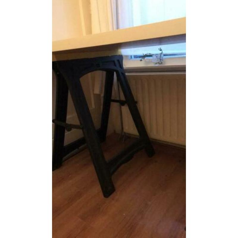 Stevige schragen en dik blad 1.50 breedte