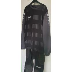 Keepershirt en keeperbroek maat S