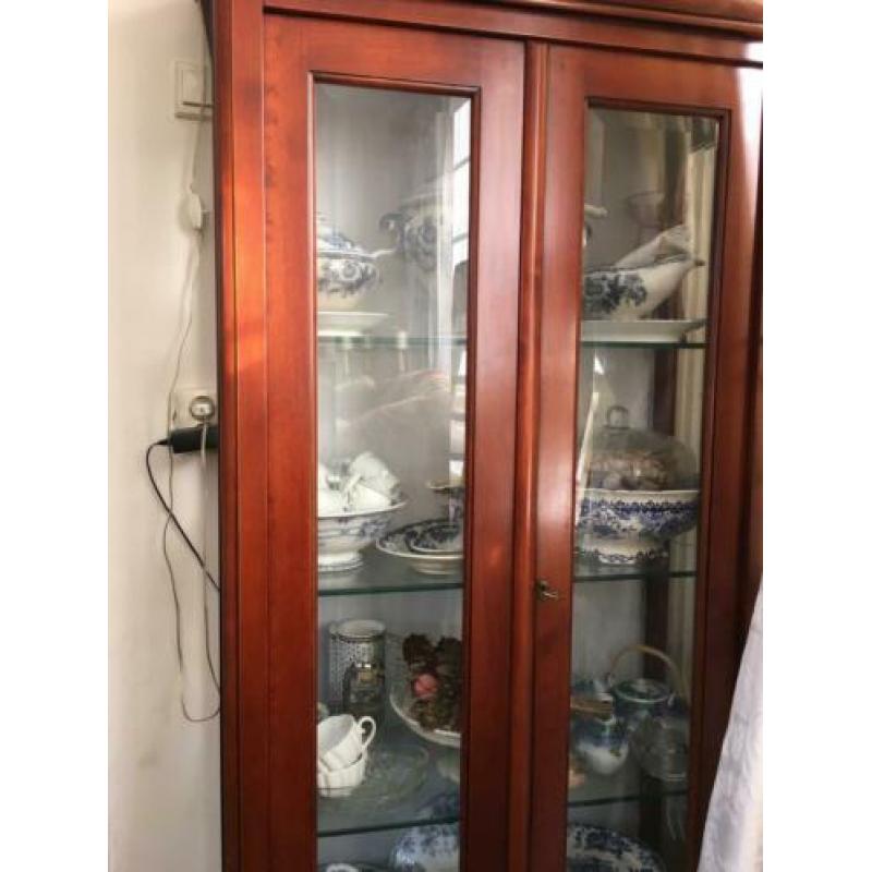 Kersenhouten vitrinekast vitrine kast 2 deuren