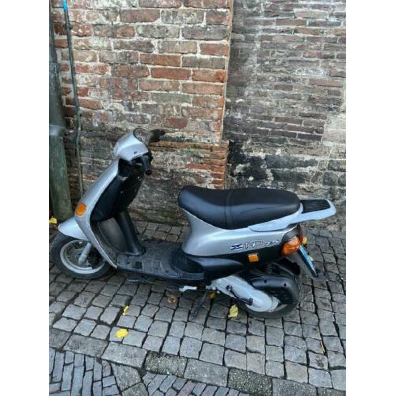 Zip type 3