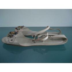 GRATIS VERZENDEN | ZARA nieuwe beige sandalen 40