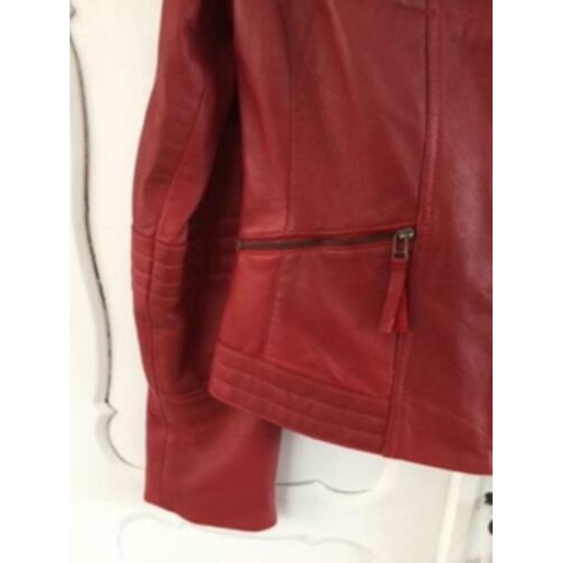 NIEUW: Rood leren jasje van Arma, mt. 38 - M