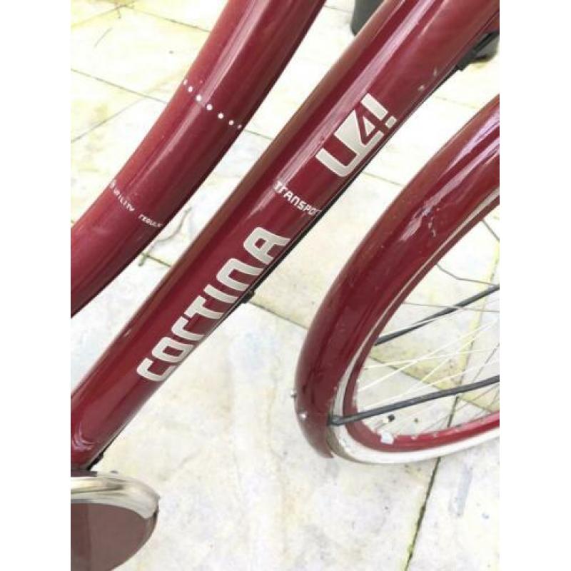 Rooie cortina u4 fiets