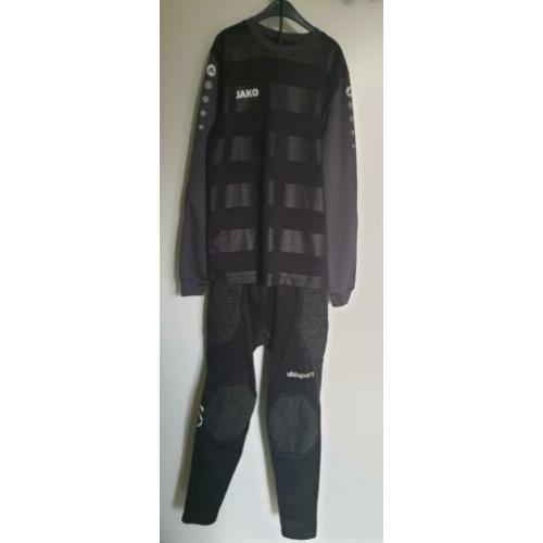Keepershirt en keeperbroek maat S