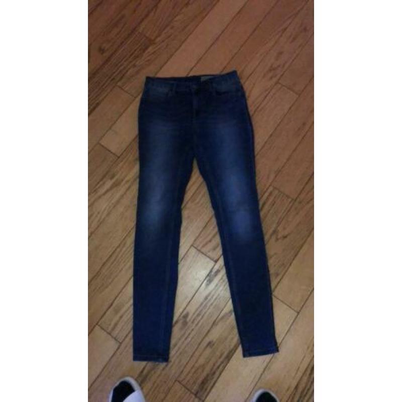 Vero moda m/32 shape up