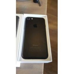Iphone 7 128gb, zeer goede staat, met accessoires