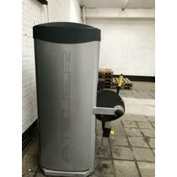 Leg extension machine