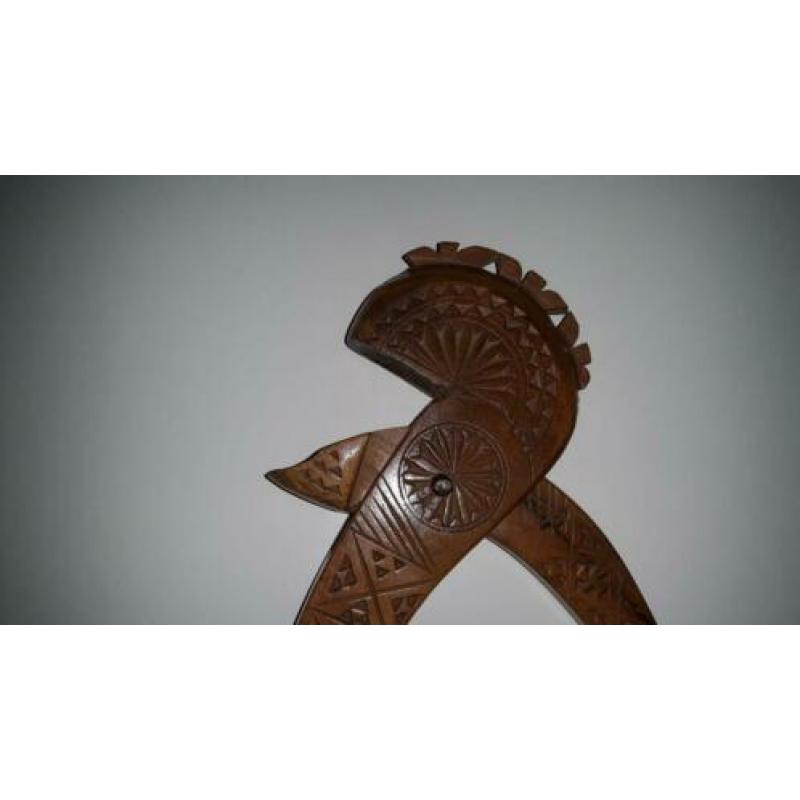 Mooie oude houten notenkraker