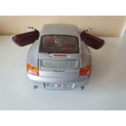 mooie porsche 1.18 auto