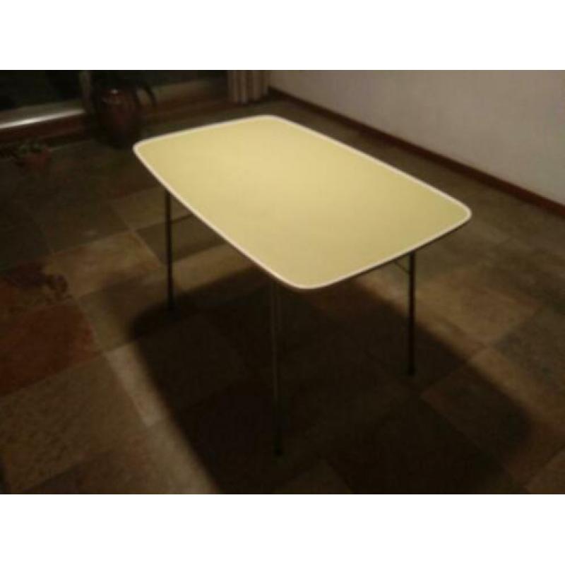 Inklapbare camping / party tafel