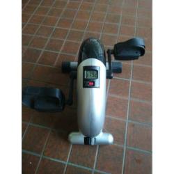 Fitness home trainer bike trappers