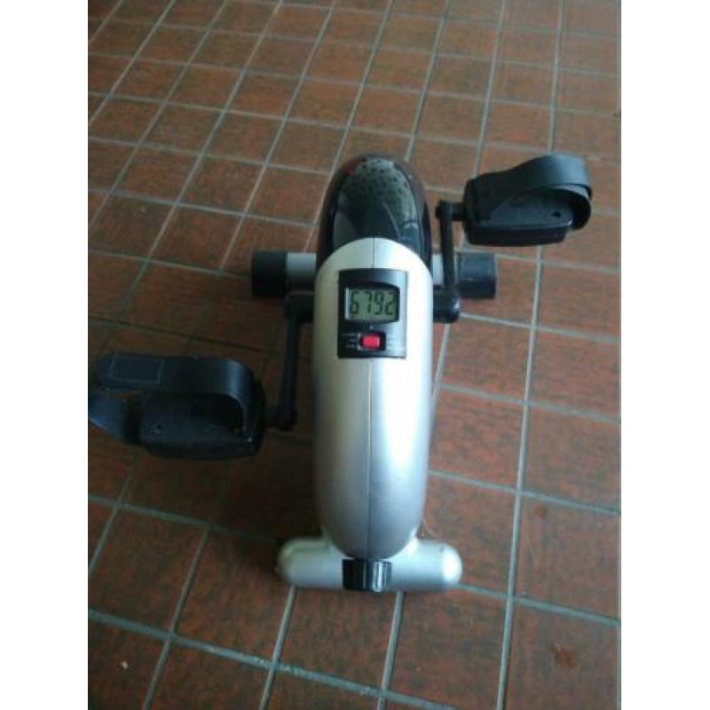 Fitness home trainer bike trappers