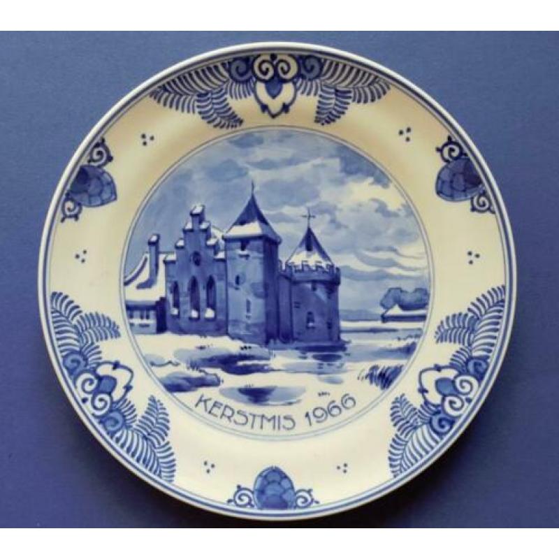 Porceleyne Fles 1966 Kerstmis Stadspoort Medemblik 18cm (2)