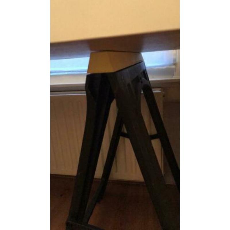 Stevige schragen en dik blad 1.50 breedte