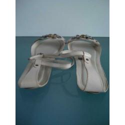 GRATIS VERZENDEN | ZARA nieuwe beige sandalen 40